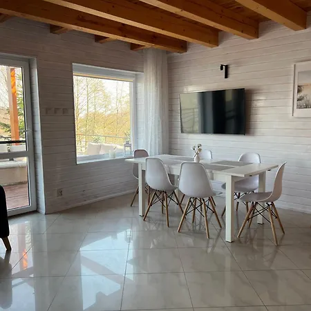 Wakacyjny Hartowiec - Dom Nad Brzegiem Jeziora * Grodziczno