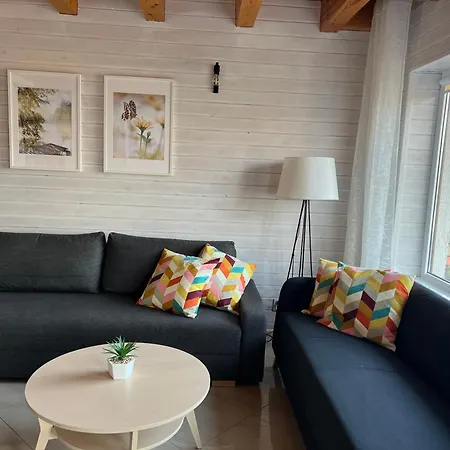 Prázdninový dům Wakacyjny Hartowiec - Dom Nad Brzegiem Jeziora Grodziczno